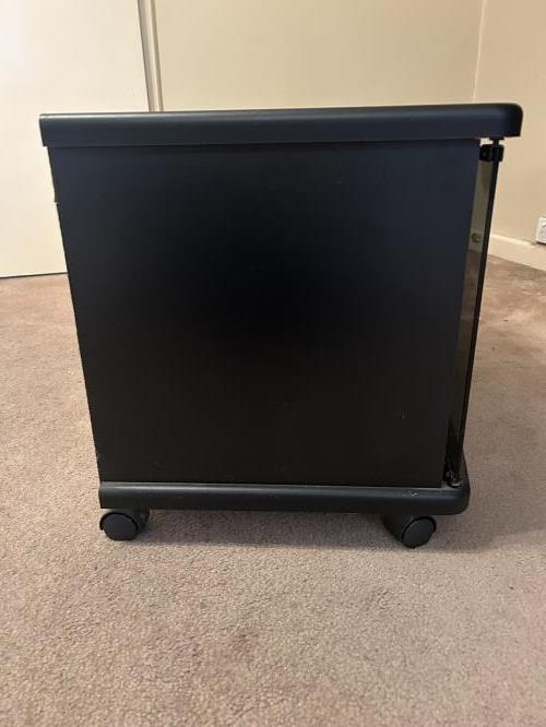 Second-hand TV Stand - Photo 4)