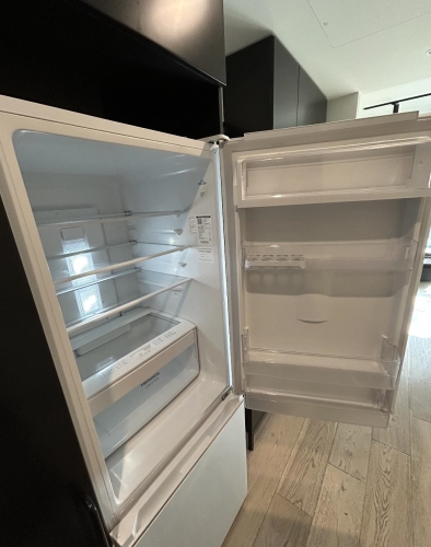 Second-hand Westinghouse 339L Bottom Mount Fridge - Photo 4)