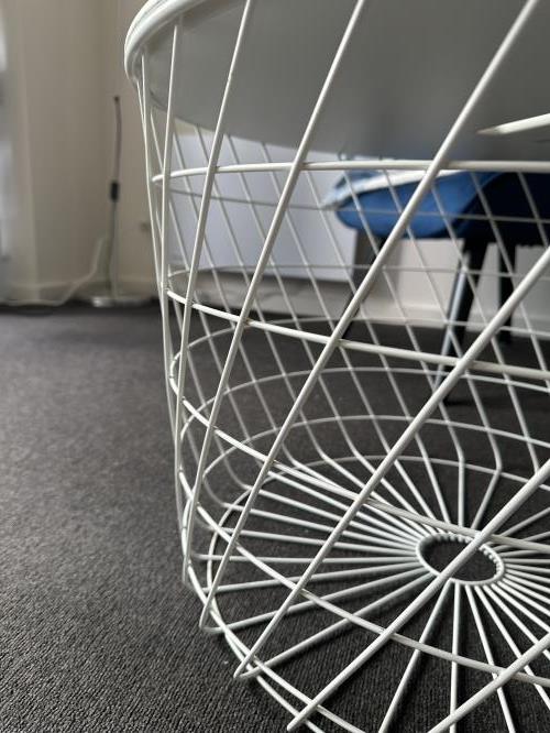 Second-hand IKEA Coffee Table - Photo 4)