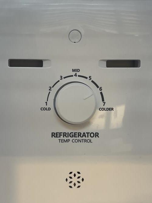 Second-hand Hisense 326L Top Mount Fridge - Photo 4)