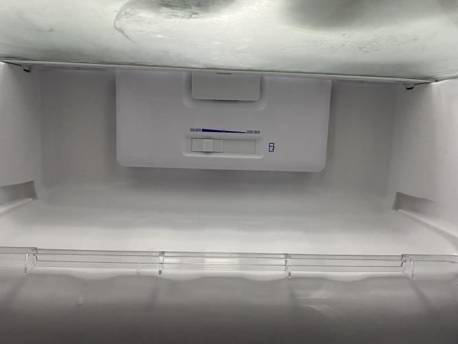 Second-hand Westinghouse 231L Top Mount Fridge - Photo 4)