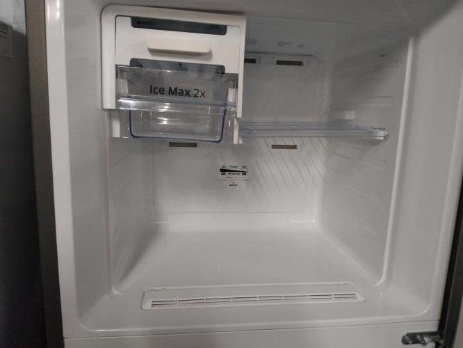 Second-hand Samsung 320L Top Mount Fridge - Photo 4)