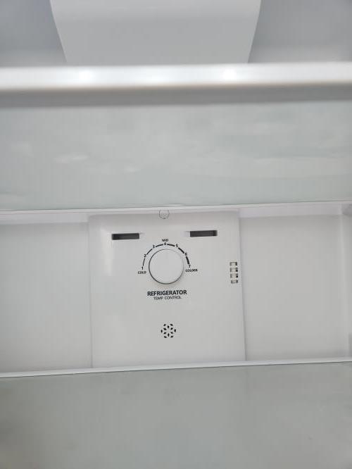 Second-hand Hisense 205L Top Mount Fridge - Photo 4)