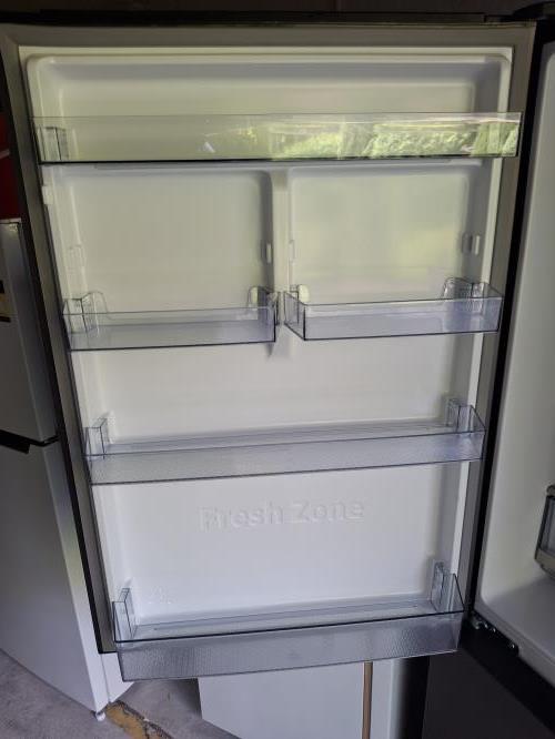 Second-hand Hisense 417L Bottom Mount Fridge - Photo 4)