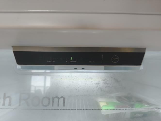Second-hand Chiq 255L Top Mount Fridge - Photo 4)