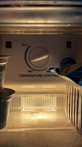 Second-hand LG 205L Top Mount Fridge - Photo 4)