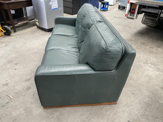 Second-hand Sofa - Photo 4)