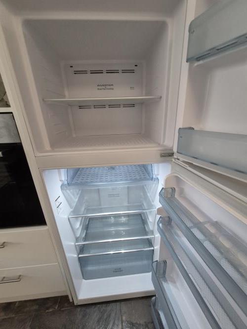 Second-hand Hitachi 403L Top Mount Fridge - Photo 4)