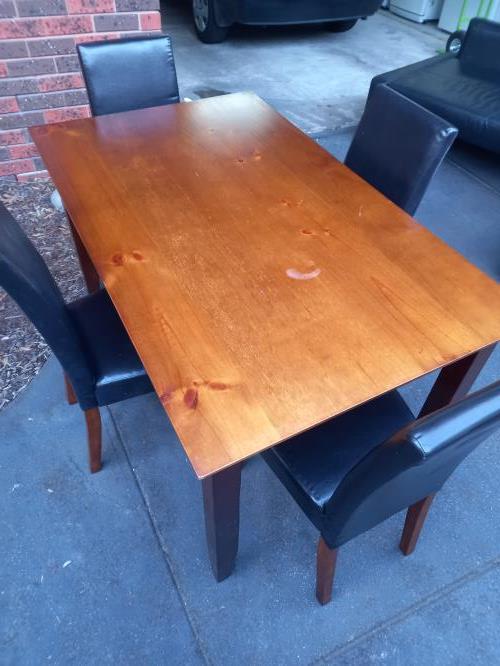 Second-hand Dining Table with 4 Chairs - Photo 4)
