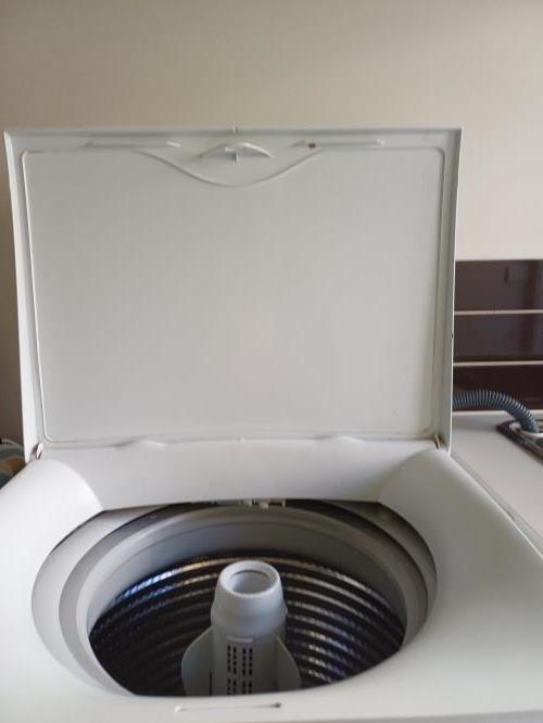 Second-hand Fisher & Paykel 8kg Top Load Washing Machine - Photo 4)