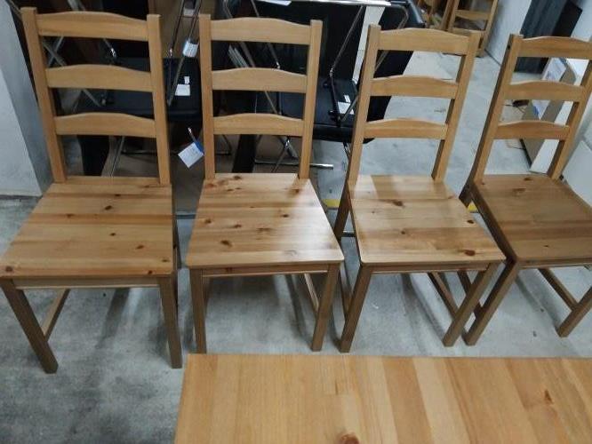 Second-hand IKEA Dining Table with 4 Chairs - Photo 4)
