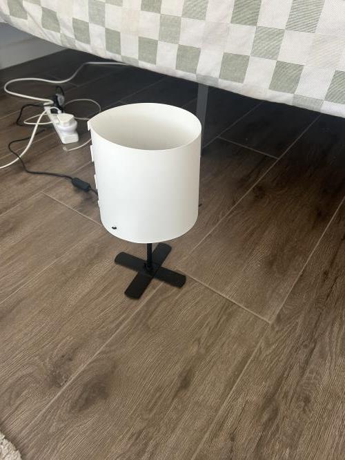 Second-hand Set of 2 IKEA Bedside Lamps - Photo 4)