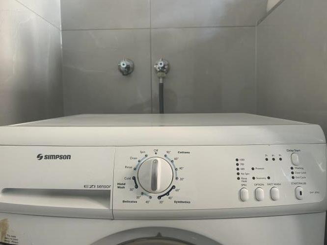 Second-hand Simpson 7kg Front Load Washing Machine - Photo 4)