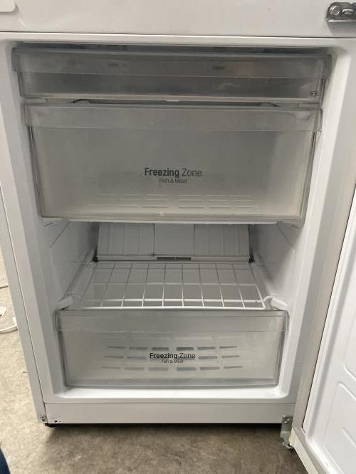 Second-hand LG 310L Bottom Mount Fridge - Photo 4)