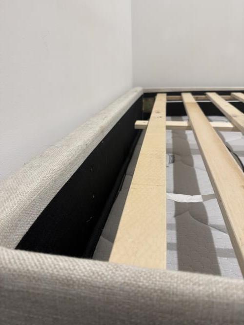 Second-hand Double Bed Frame - Photo 4)