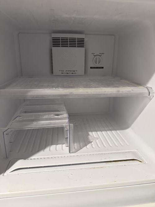 Second-hand Haier 222L Top Mount Fridge - Photo 4)