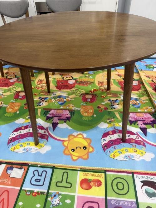 Second-hand Dining Table with 4 Chairs - Photo 4)