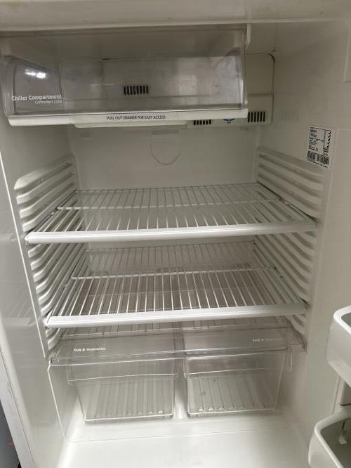 Second-hand Kelvinator 350L Top Mount Fridge - Photo 4)