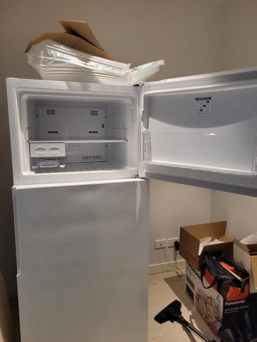 Second-hand Westinghouse 431L Top Mount Fridge - Photo 4)