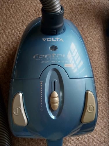Second-hand Volta Contour Bagged Vacuum Cleaner - Photo 4)