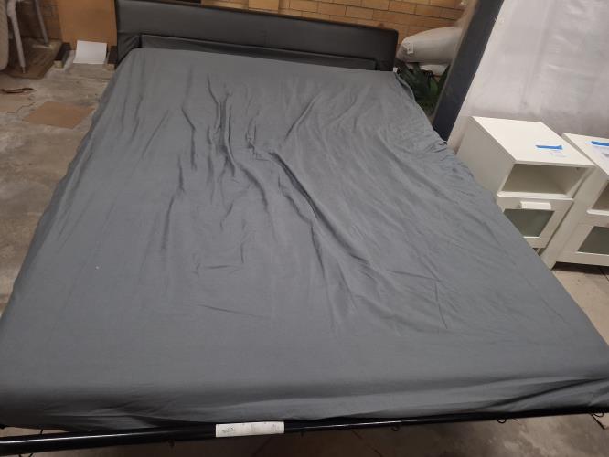 Second-hand Sofa Bed - Photo 4)