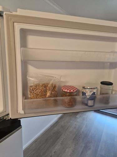 Second-hand LG 375L Top Mount Fridge - Photo 4)