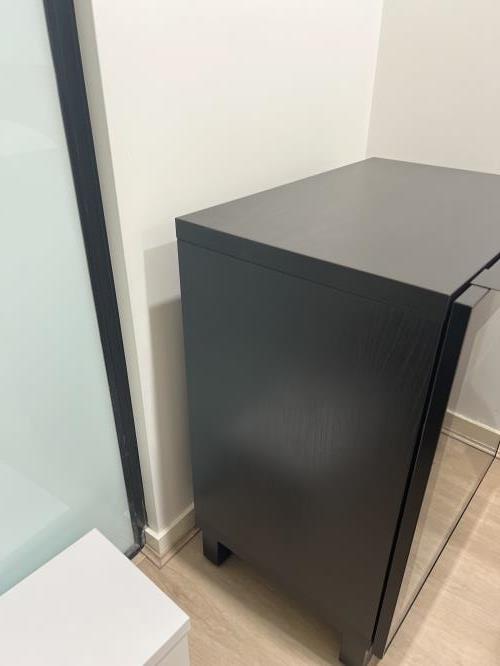 Second-hand IKEA Cabinet with Glass Door - Photo 4)