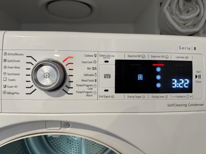 Second-hand Bosch 8kg Dryer - Photo 4)