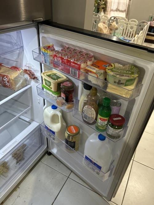 Second-hand Samsung 400L Top Mount Fridge - Photo 4)