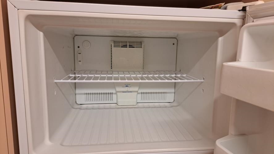 Second-hand MAYTAG 441L Top Mount Fridge - Photo 4)