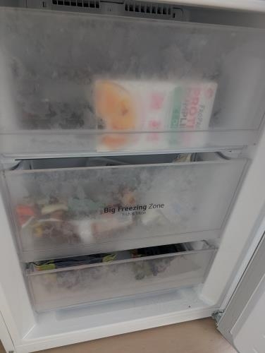 Second-hand LG 306L Bottom Mount Fridge - Photo 4)