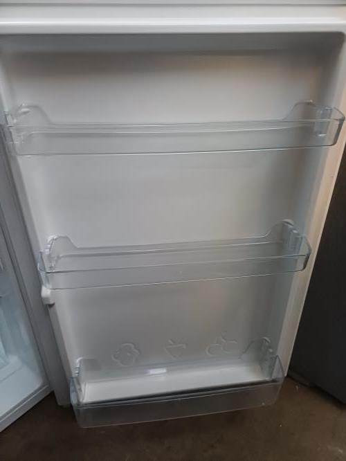 Second-hand Chiq 126L Bar Fridge - Photo 4)