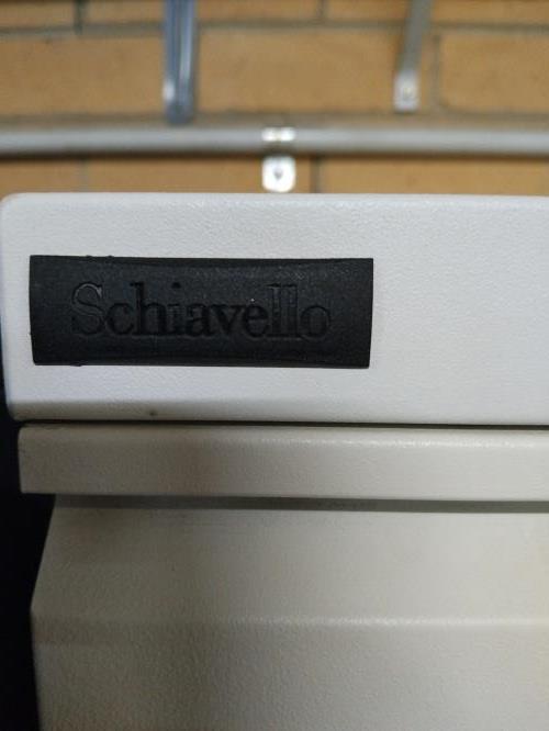 Second-hand White Storage (and Filing) Cabinet (2 Files Wide) \u2013 Metal - Photo 4)