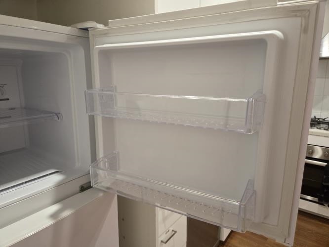 Second-hand Haier 261L Top Mount Fridge - Photo 4)