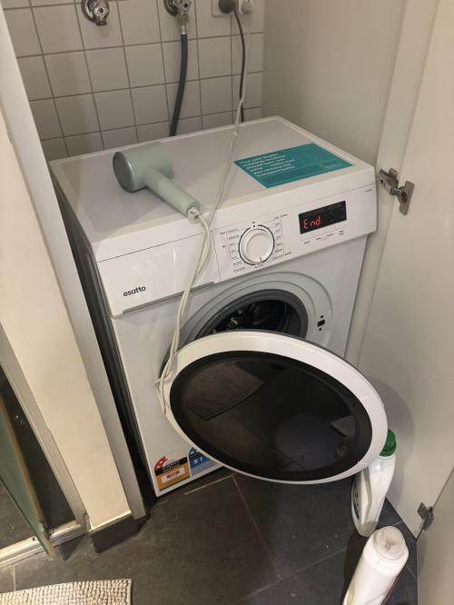 Second-hand Esatto 5kg Front Load Washing Machine - Photo 4)