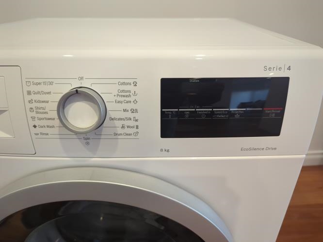 Second-hand Bosch 8kg Front Load Washing Machine - Photo 4)