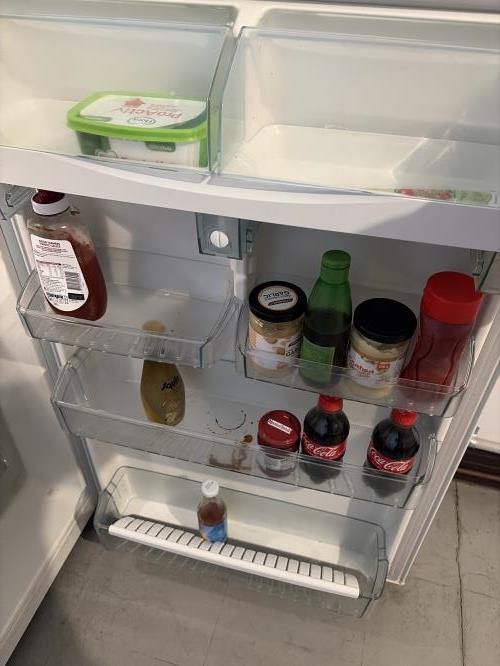 Second-hand Westinghouse 420L Top Mount Fridge - Photo 4)