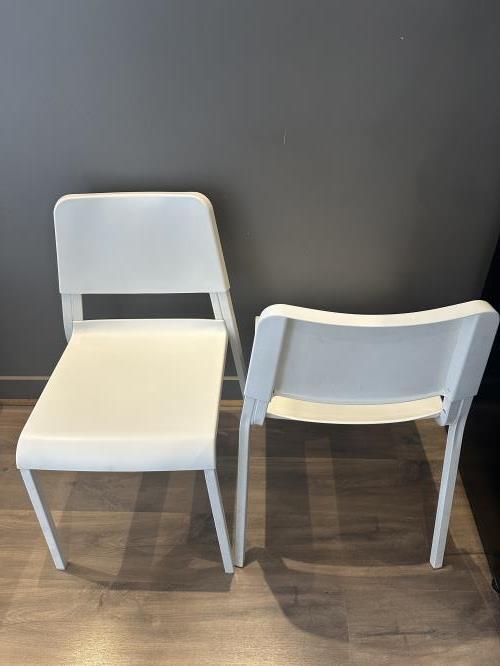 Second-hand Set of 2 IKEA Chairs - Photo 4)