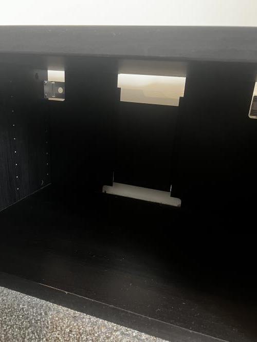 Second-hand IKEA TV Bench - Photo 4)