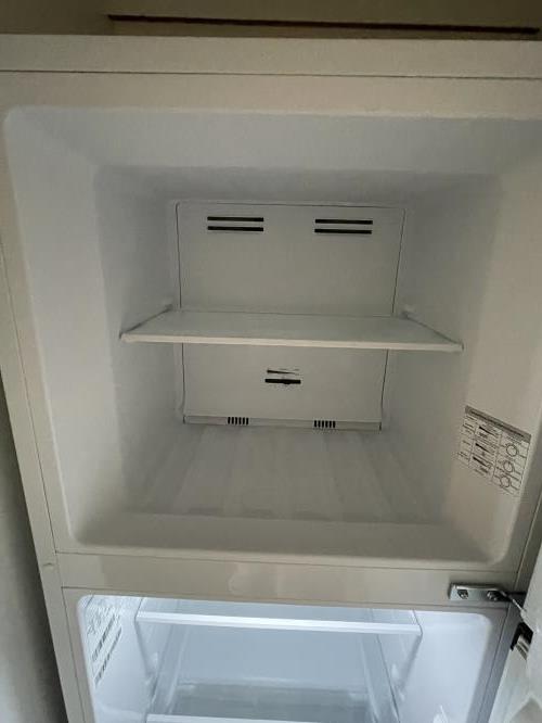 Second-hand Hisense 205L Top Mount Fridge - Photo 4)