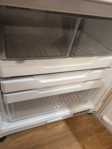 Second-hand Fisher & Paykel 403L Bottom Mount Fridge - Photo 4)