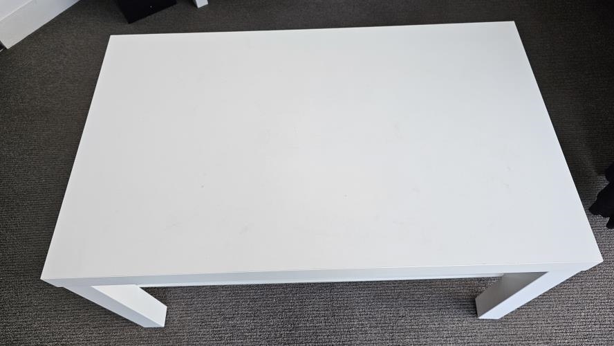 Second-hand IKEA Coffee Table - Photo 4)
