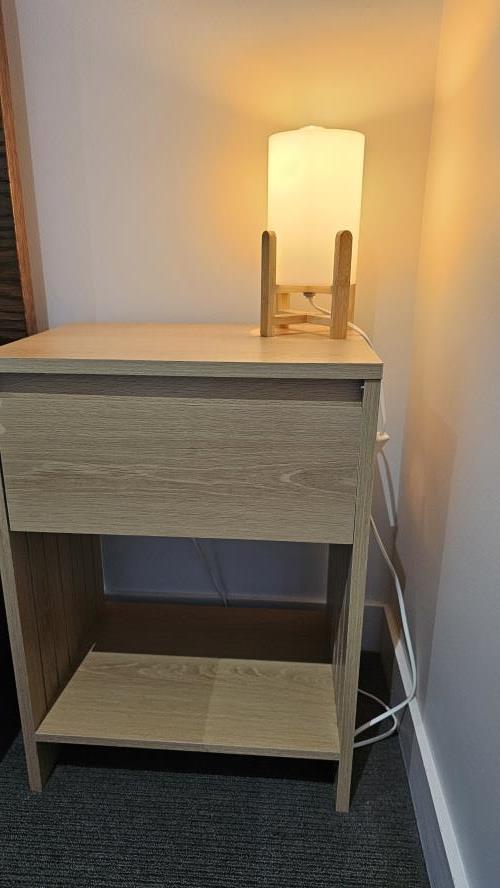 Second-hand Bedside Table - Photo 4)