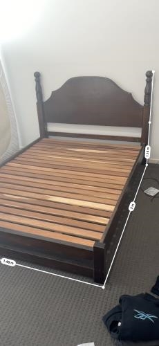 Second-hand Double Bed Frame - Photo 4)