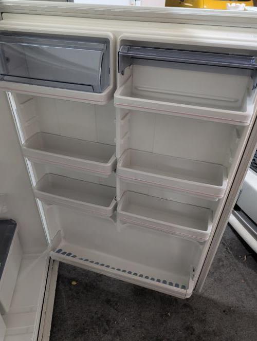 Second-hand Westinghouse 522L Top Mount Fridge - Photo 4)