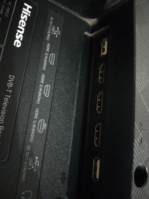 Second-hand Hisense 65\" Smart TV - Photo 4)
