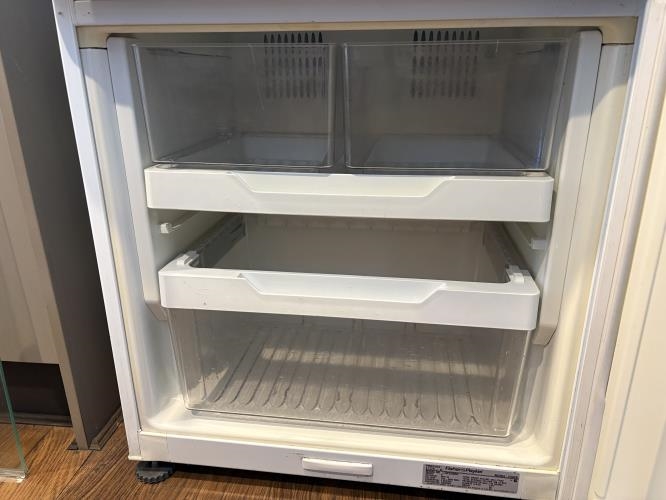 Second-hand Fisher & Paykel 403L Bottom Mount Fridge - Photo 4)