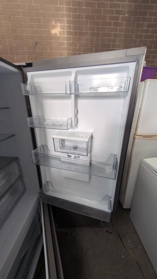 Second-hand Haier 431L Bottom Mount Fridge - Photo 4)