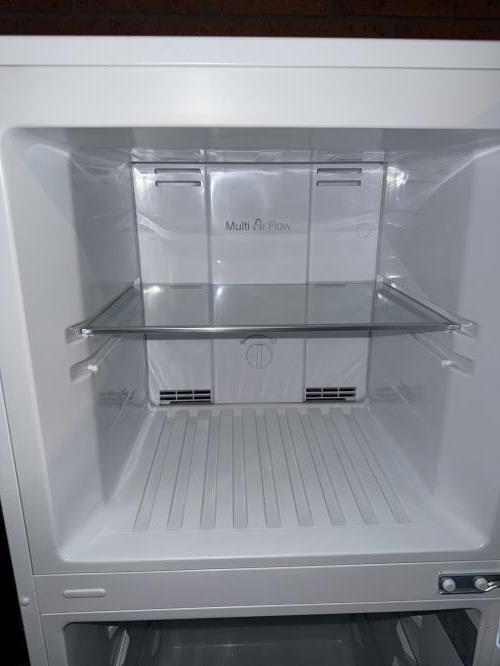 Second-hand Chiq 202L Top Mount Fridge - Photo 4)