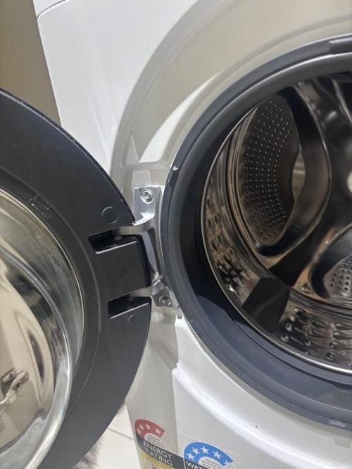 Second-hand Chiq 8.5kg Front Load Washing Machine - Photo 4)